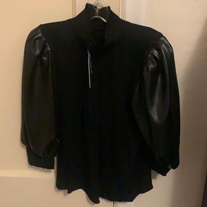 Alice and Olivia Carmines Top. CL000082004